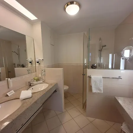 Doerr & 4* 巴特拉瑟菲